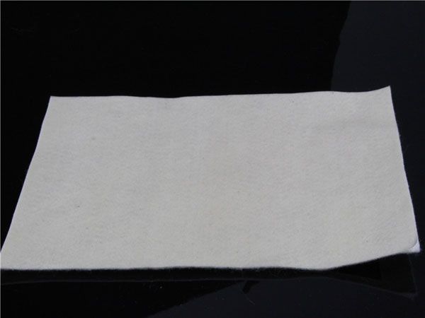 复合土工膜(一布一膜)